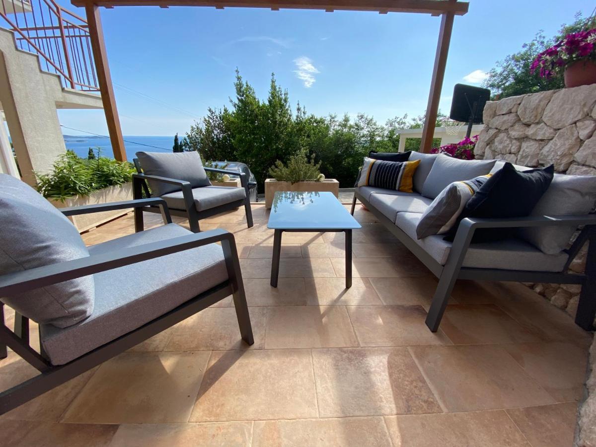 Villa Pergola-Apartment Toni Mlini Bagian luar foto