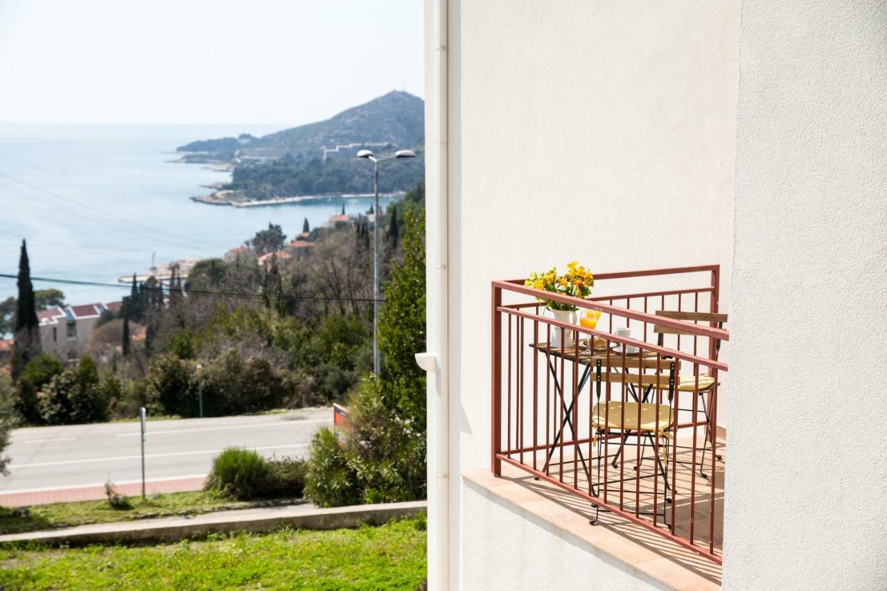 Villa Pergola-Apartment Toni Mlini Bagian luar foto