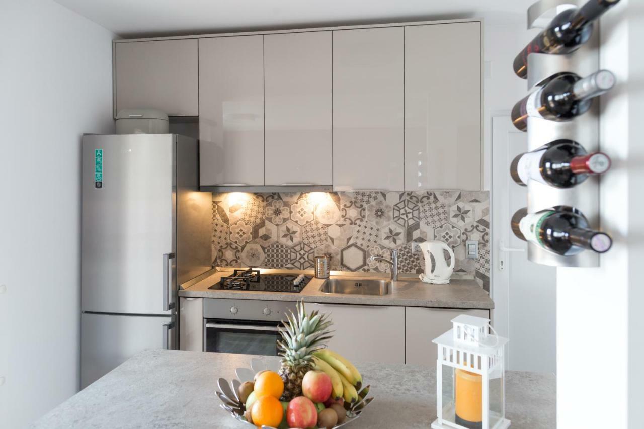 Villa Pergola-Apartment Toni Mlini Bagian luar foto