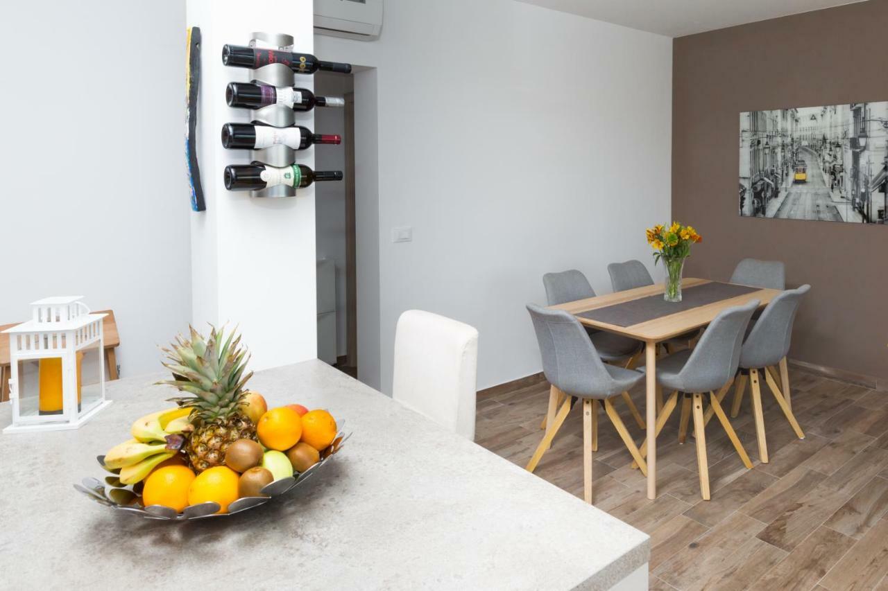 Villa Pergola-Apartment Toni Mlini Bagian luar foto