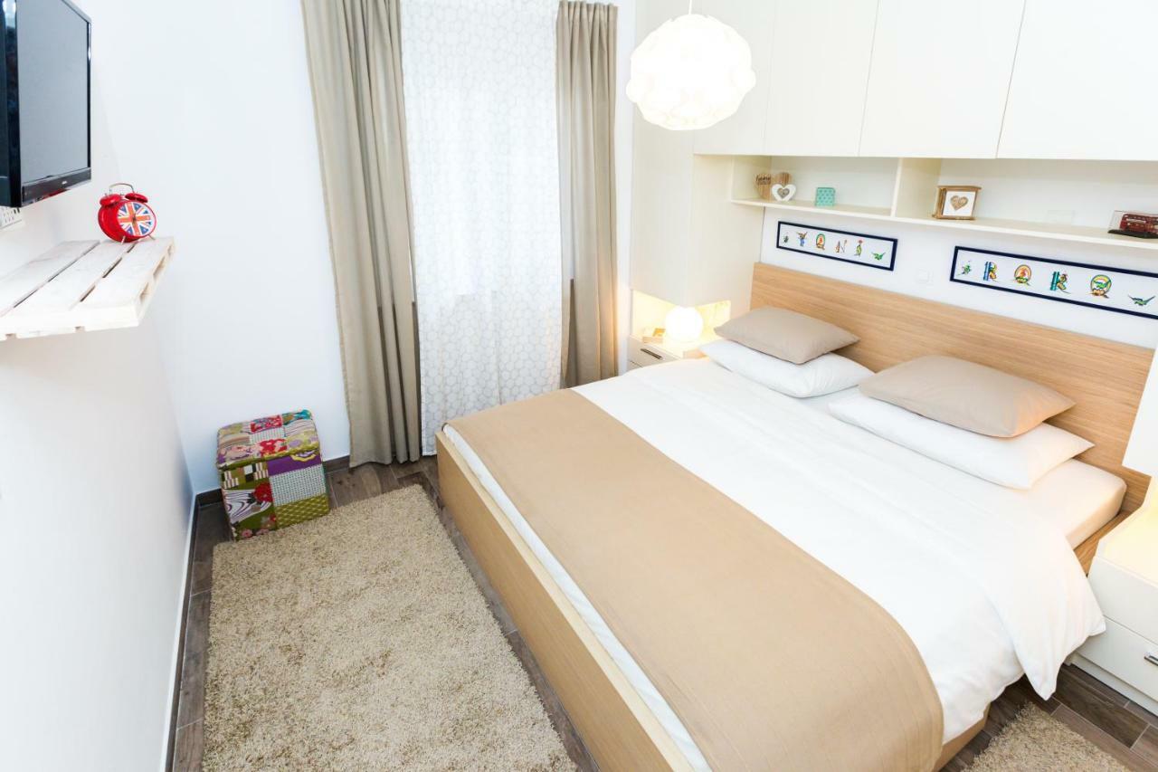 Villa Pergola-Apartment Toni Mlini Bagian luar foto